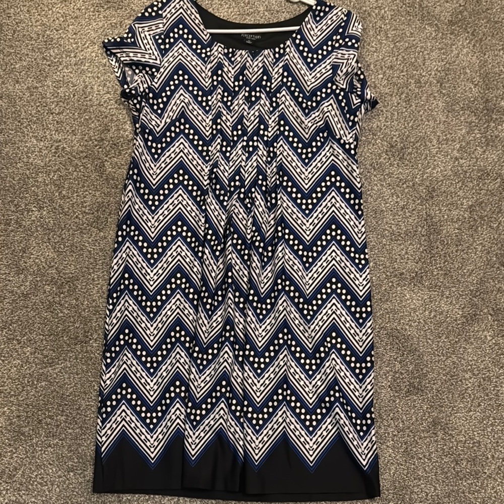 Perceptions Navy and White Chevron Dress